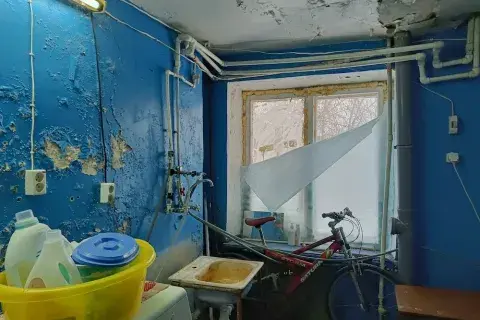 Коммунистическая,38а.